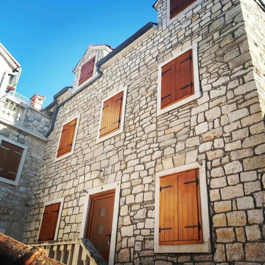 Ferienwohnung Vila Dora Supetar Exterior foto