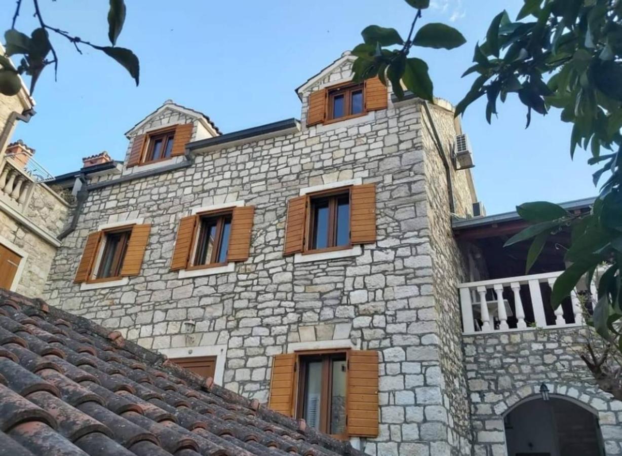 Ferienwohnung Vila Dora Supetar Exterior foto