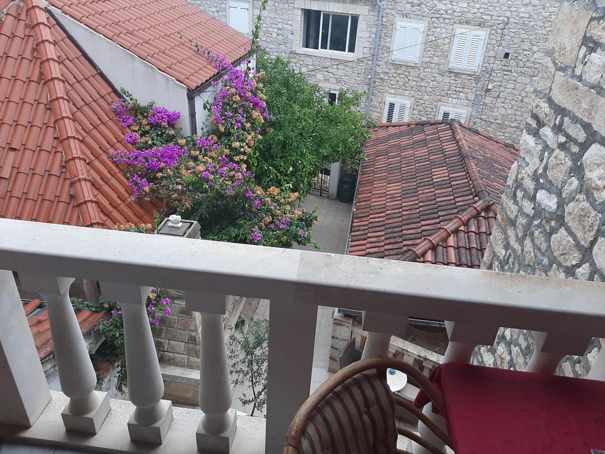 Ferienwohnung Vila Dora Supetar Zimmer foto